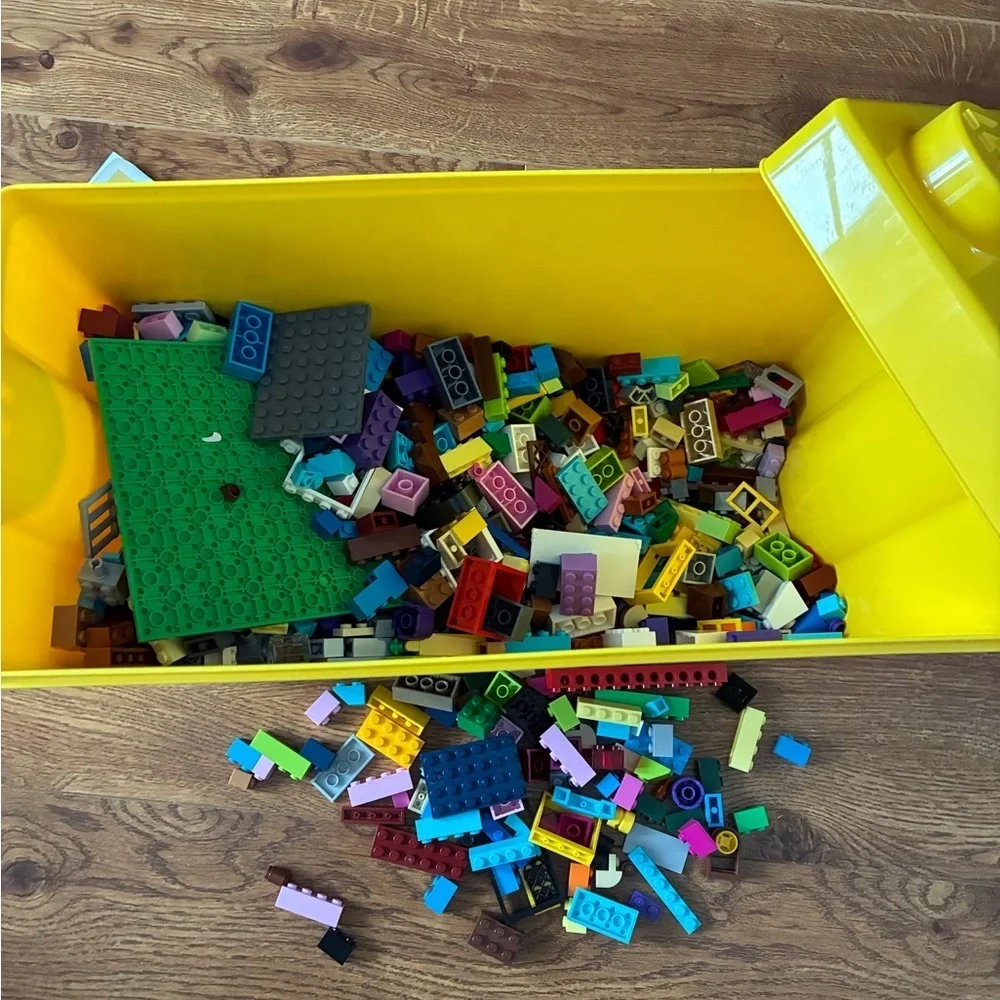 LEGO Classic Yellow Storage Box with building bricks